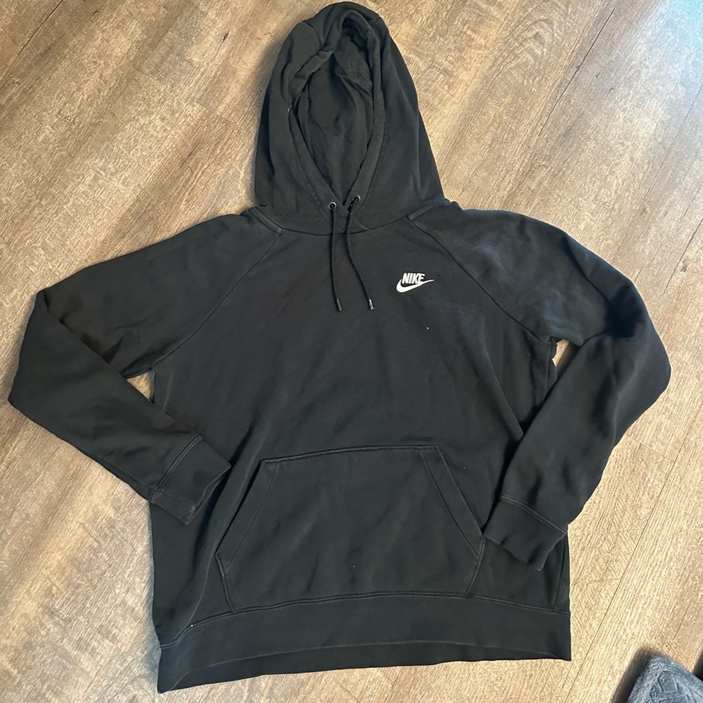 Nike women’s hoodie